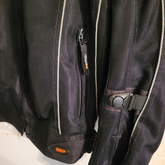 - Mens Xelement black mesh armored motorcycle jacket XXL - Picture 6 of 13